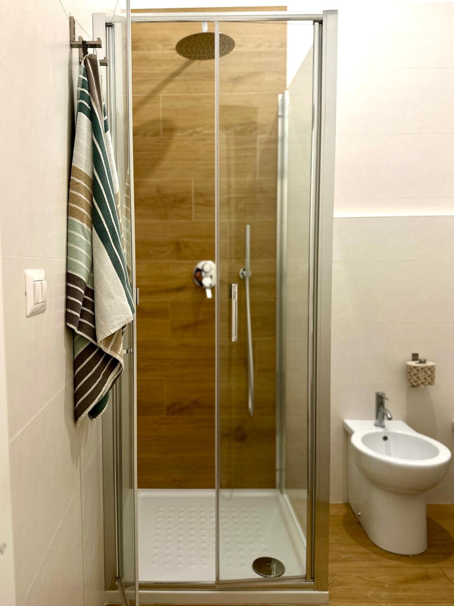 Matinee Rooms Mattinata Ngoại thất bức ảnh