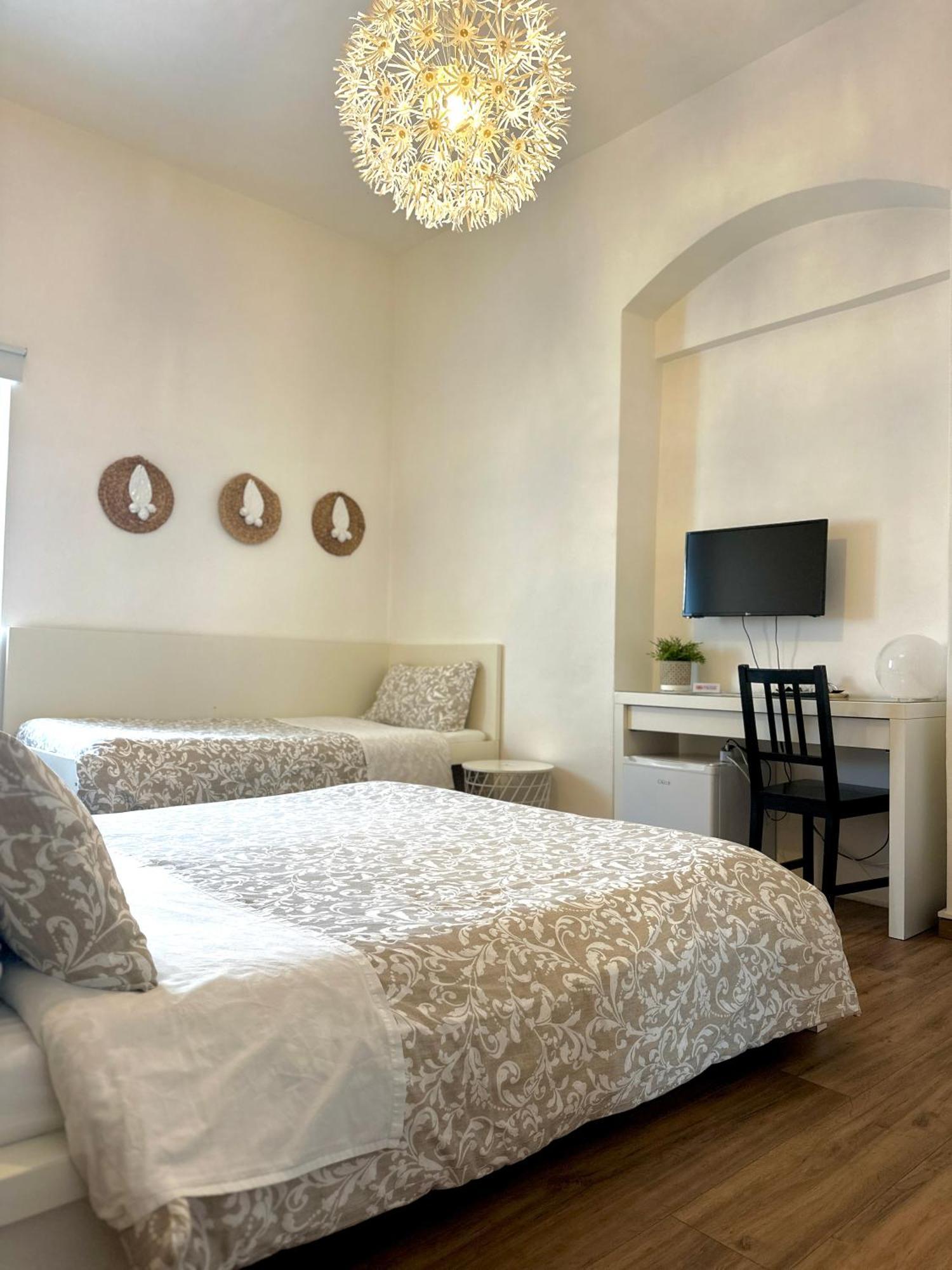 Matinee Rooms Mattinata Ngoại thất bức ảnh