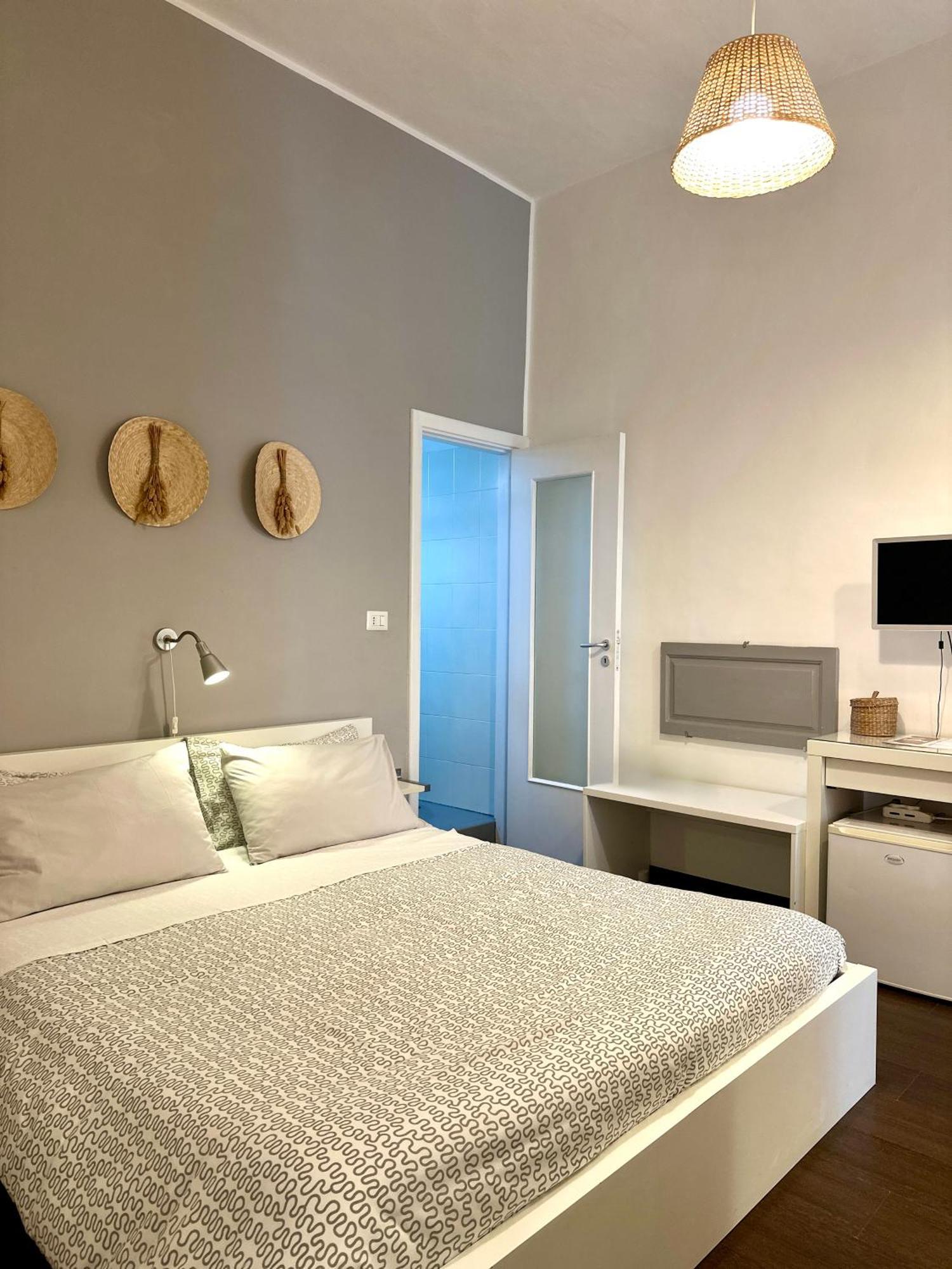 Matinee Rooms Mattinata Ngoại thất bức ảnh